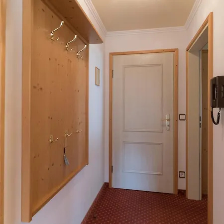 Haus Elite *