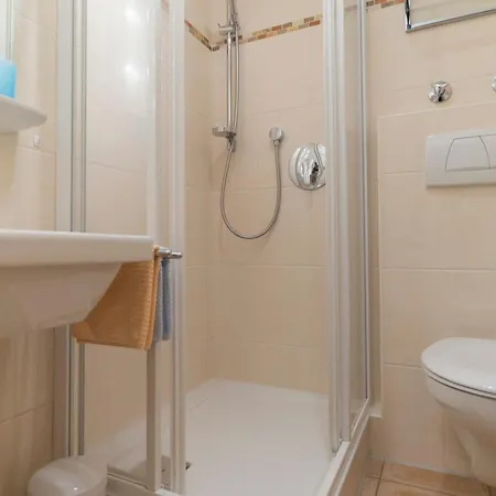 Haus Elite דירה *