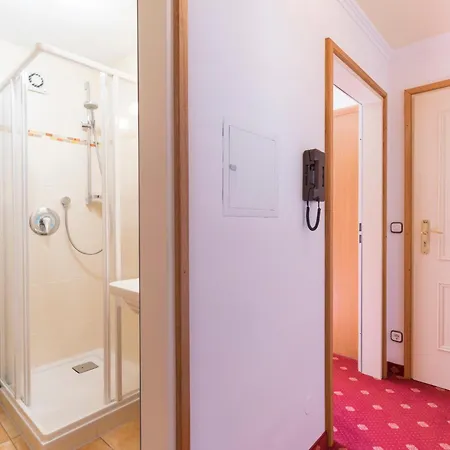 Haus Elite * אוברסטדורף