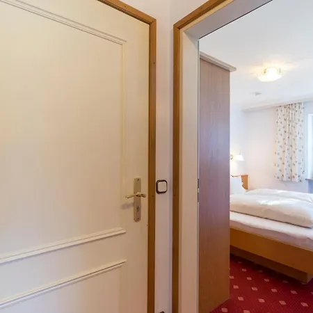 Haus Elite דירה *