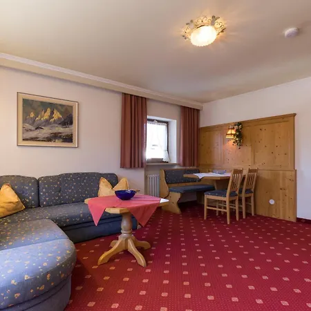 Haus Elite Apartment *