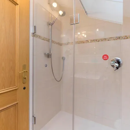 Haus Elite Апартаменты